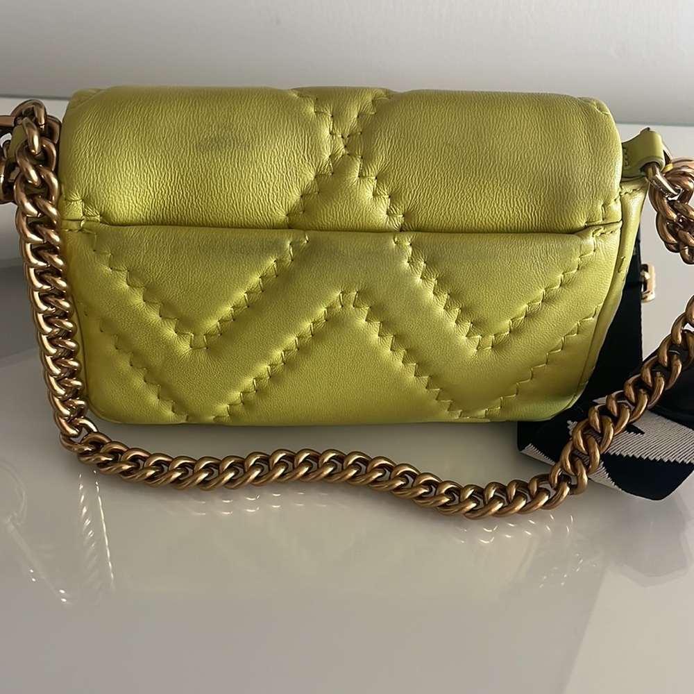 Authentic Marc Jacobs Handbag - Picture 5 of 15